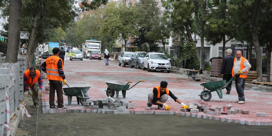 Atakum'da dört mevsim yol çalışması