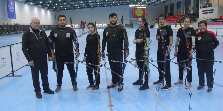 Özbek okçular Samsun'da kamp yapıyor 