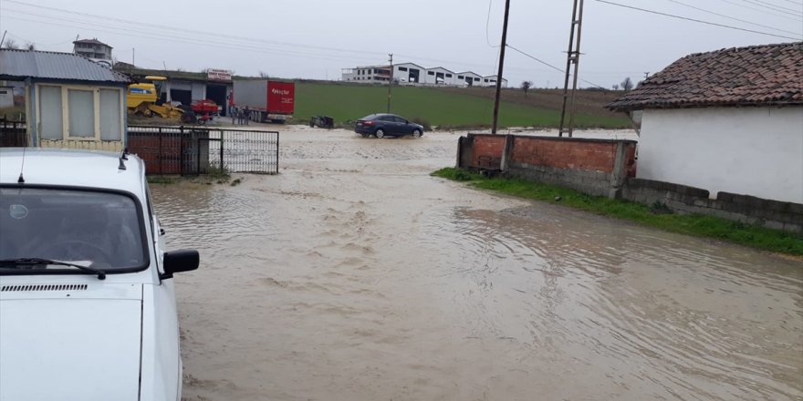 Samsun'da sulama borusu patladı