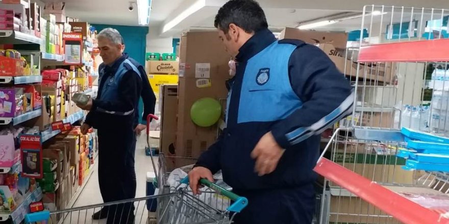 Bafra’da zabıta tüketicinin yanında 