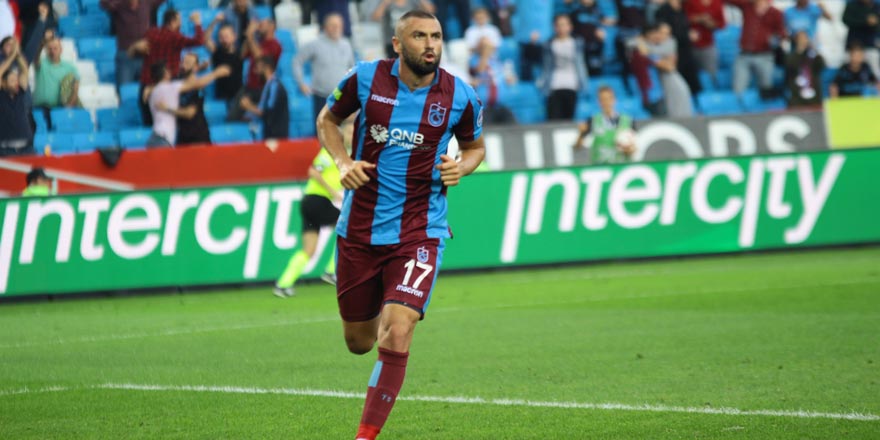 Burak Yılmaz resmen Beşiktaş'ta