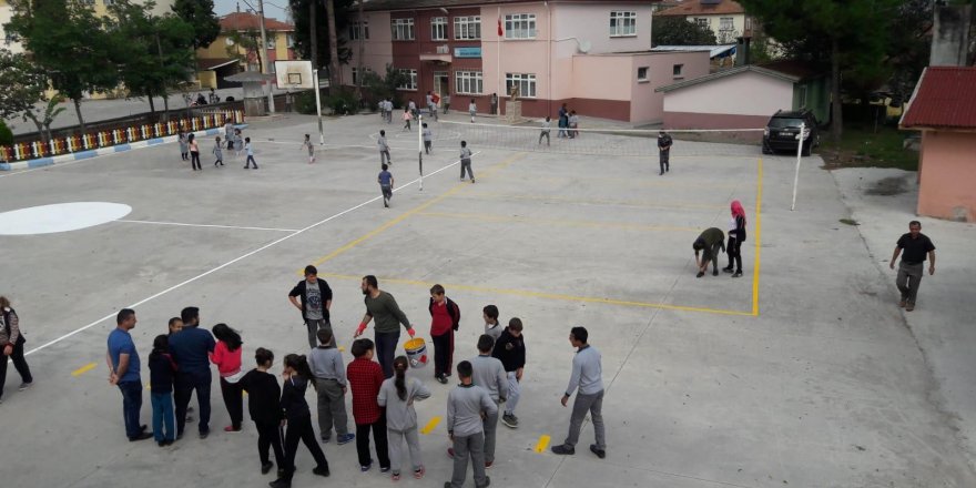 Bafra Belediyesinden okul ve camilere hizmet desteği 