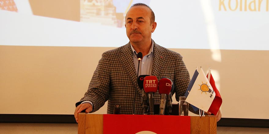 Çavuşoğlu: “Caminin kundaklanması İslam düşmanlığının yeni örneği”