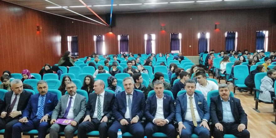 Eğitim-Bir-Sen'den 'Çanakkale' konferansı 