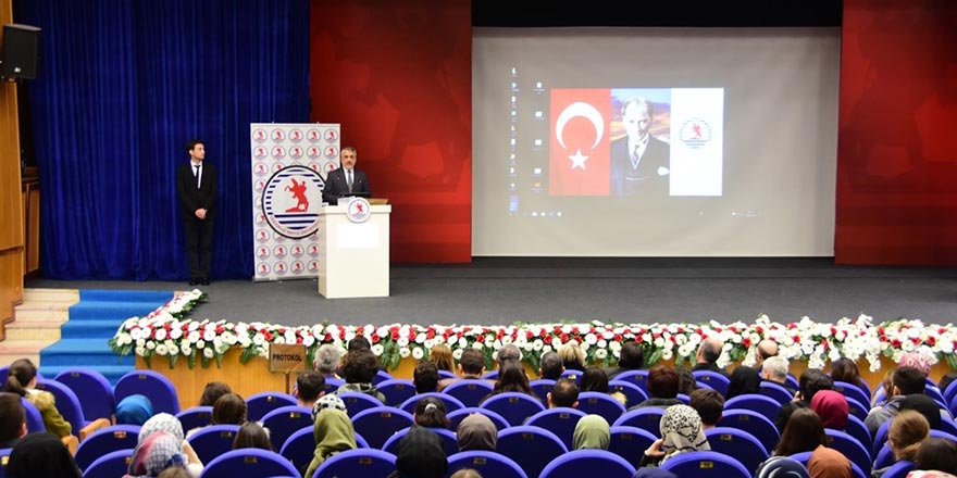 Prof. Dr. Fuat Sezgin konferansla anıldı