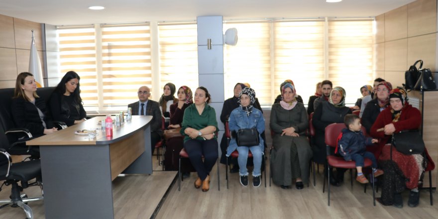 Kadın çiftçilere "Süt Hijyeni ve Buzağı Bakımı" eğitimi 