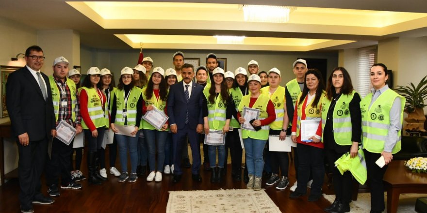 Bana Sor Projesi’nde sertifika heyecanı 