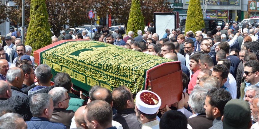 Kazada hayatı kaybeden sağlık çalışanı toprağa verildi