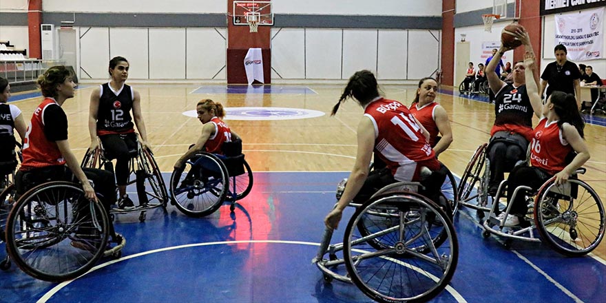 Kadınlar Türkiye Şampiyonası Samsun'da devam ediyor