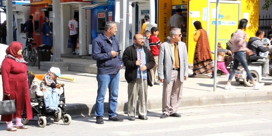 Bafra'da, yaya ve trafik kurallarını uygulama etkinliği