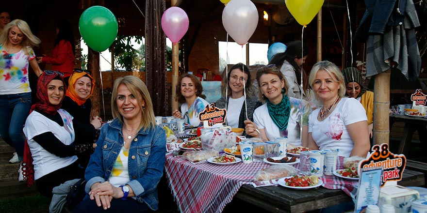 Samsun'da hemşire ve ebeler iftarda bir araya geldi