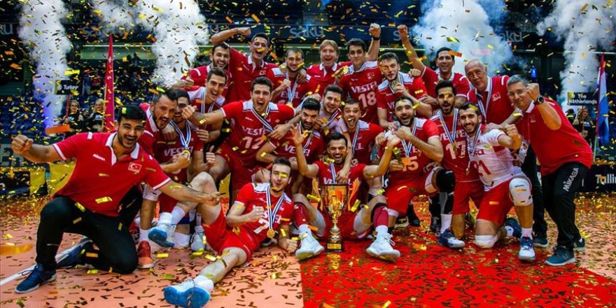 Türkiye Voleybolda Şampiyon