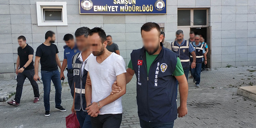 Samsun'da rüşvet iddiasıyla gözaltına alınan 8 kişi adliyeye sevk edildi