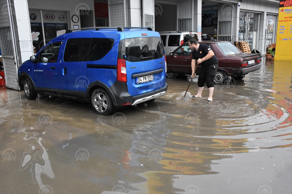 Sağanak yağış Ordu’yu vurdu