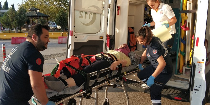 Genç kadının imdadına ambulans helikopter yetişti.