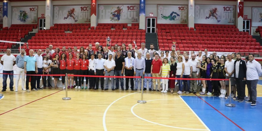 Samsun'da düzenlenen Türkiye Avukat Spor Oyunları sona erdi