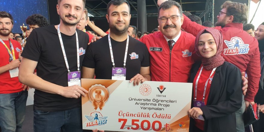 TEKNOFEST'e OMÜ'lü öğrenciler damga vurdu 