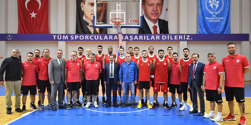 Başkan Demir’den basketbol takımına ziyaret 