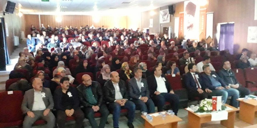 Ladik'te "Peygamberimiz ve Aile" konferansı düzenlendi