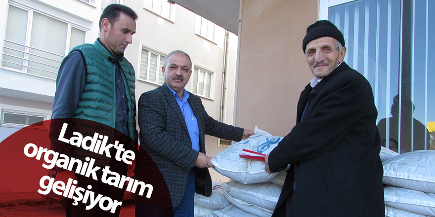 Çiftçilere 15 ton organik gübre dağımına başlandı