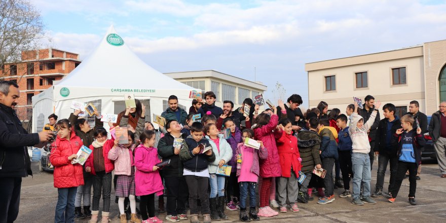 Şehit öğretmenin adı kütüphanede yaşatılacak