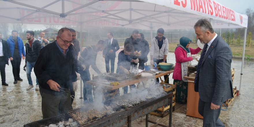 Samsun'da öğrenciler için hamsi festivali düzenlendi