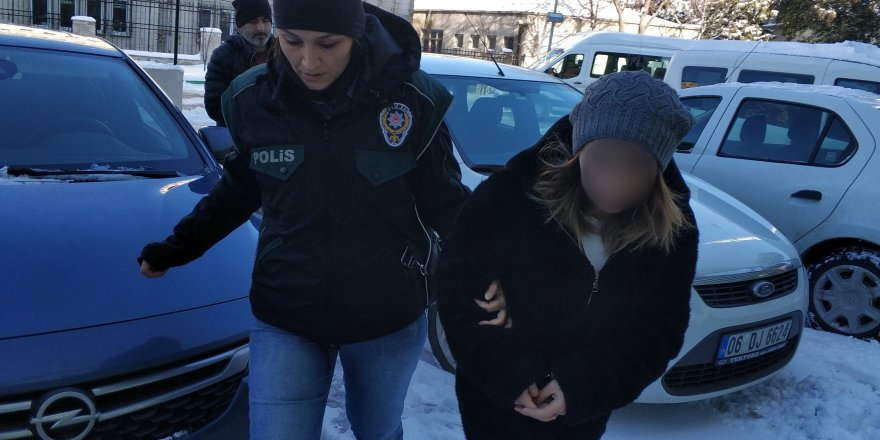 Samsun'da uyuşturucu ticareti yapan 2 kişiye gözaltı