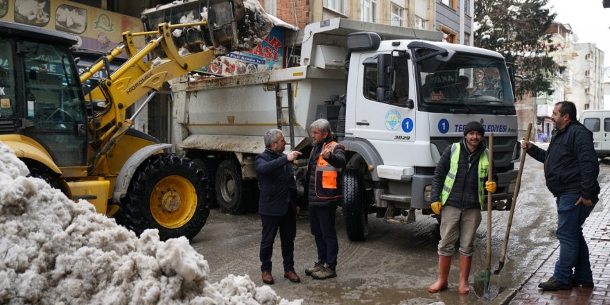 Terme Belediyesi karla mücadelede tam not aldı