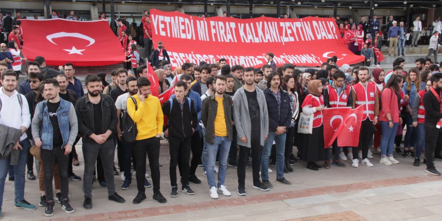 Samsun’da üniversitelilerden 'Bahar Kalkanı Harekatı'na destek