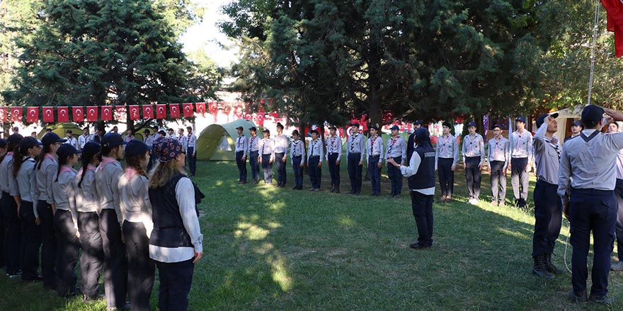 Kurtuluşa İlkadım İzcilik Kampı başladı 