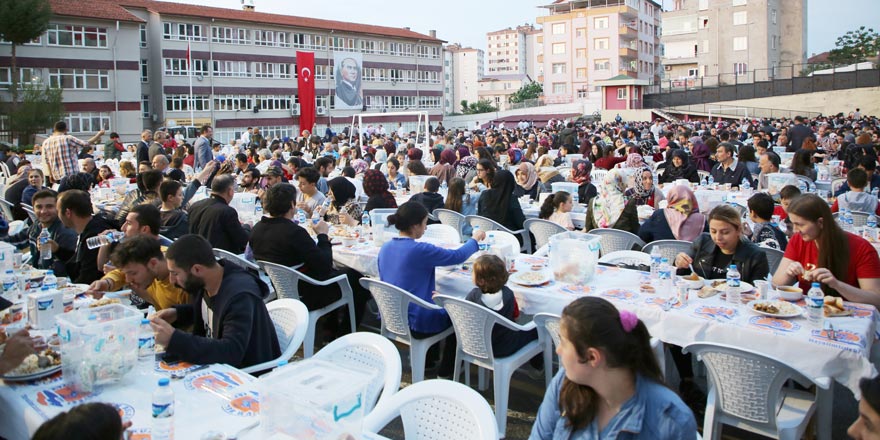 Atakum’da binler, aynı sofrada buluştu