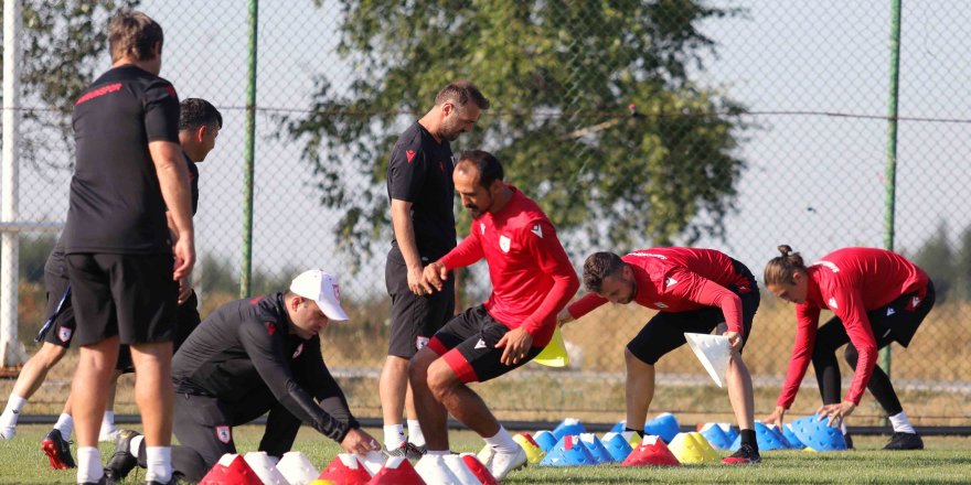 Samsunspor  çalışmalara ara vermiyor - samsun haber