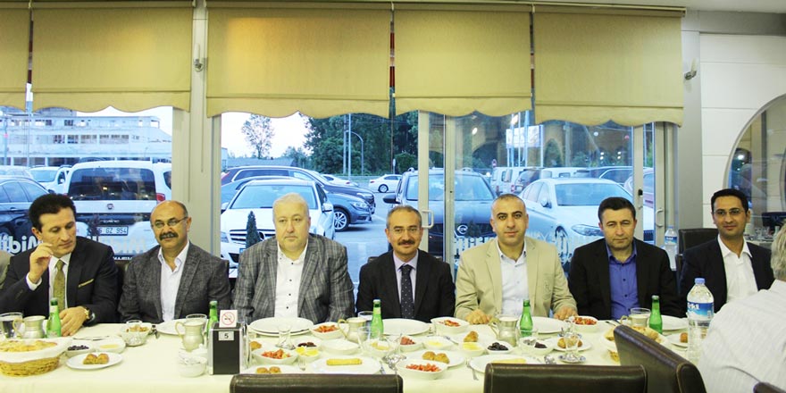 Kazım Yılmaz iftar verdi