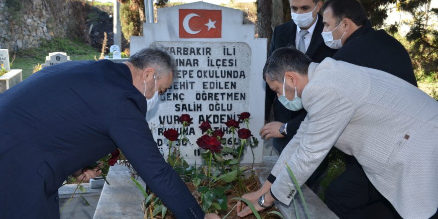 Başkan Topaloğlu'ndan şehit öğretmene vefa - samsun haber