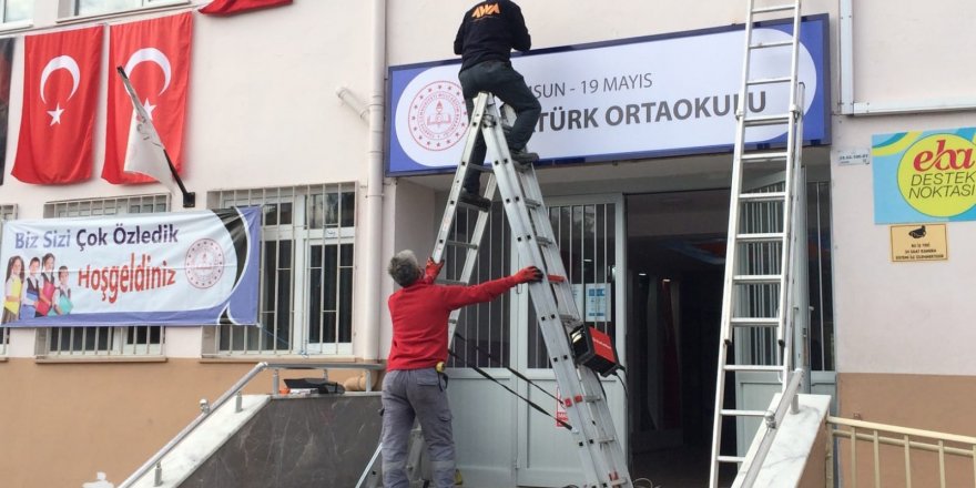 Atatürk Ortaokul'u baştan aşağı yeniledi - samsun haber