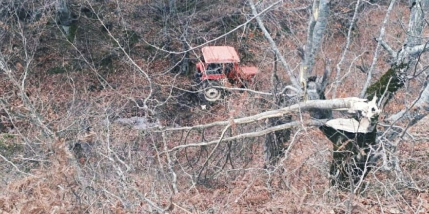 Samsun'da traktör uçuruma yuvarlandı!  1 ağır 4 yaralı - samsun haber