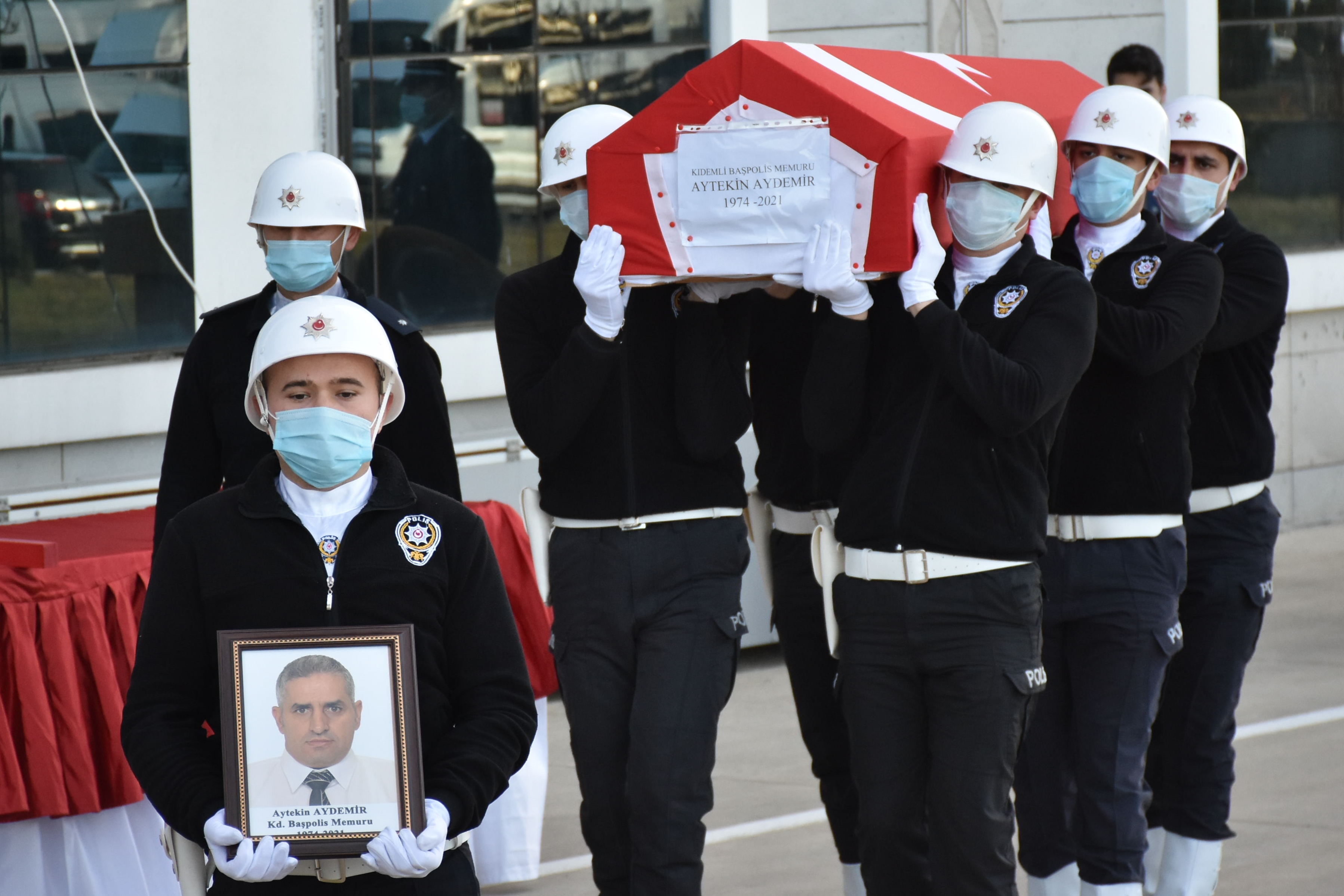 Samsun'da hayatını kaybeden polis toprağa verildi - samsun haber