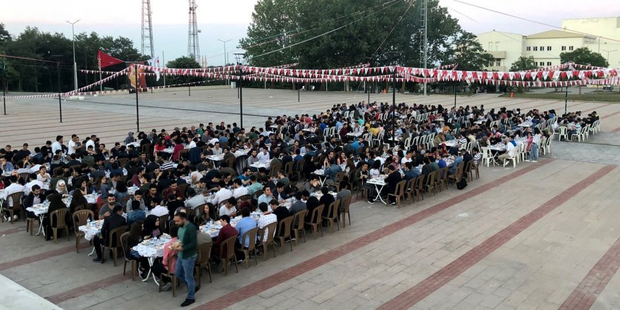 OMÜ Öğrenci Konseyinden iftar