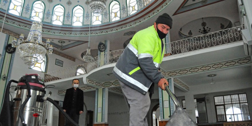 Canik'te camilerde Ramazan temizliği - samsun haber