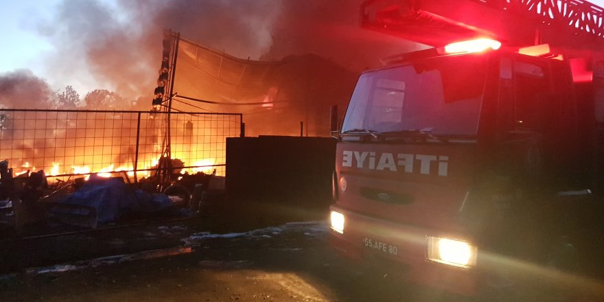 Samsun'da oto yedek parça dükkanı küle döndü - samsun haber