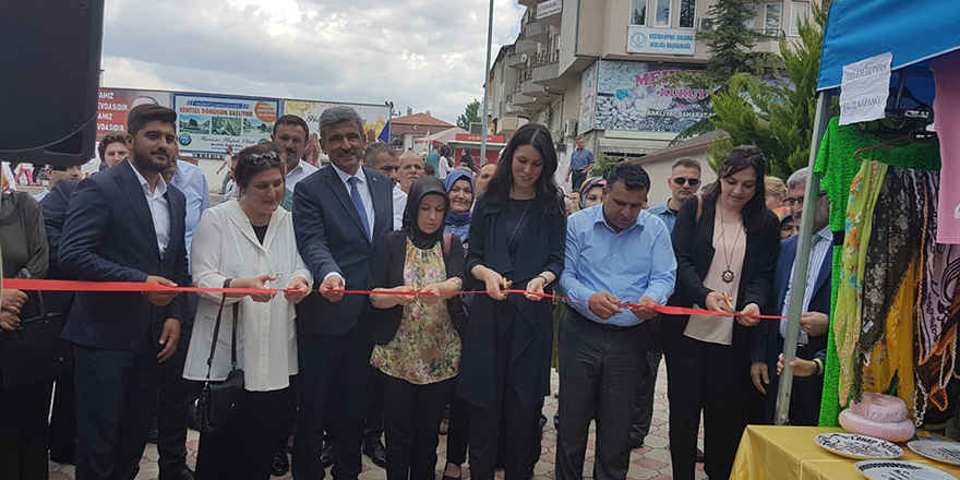 Kadın Emeği Pazarı’nı Çiğdem Karaaslan açtı 