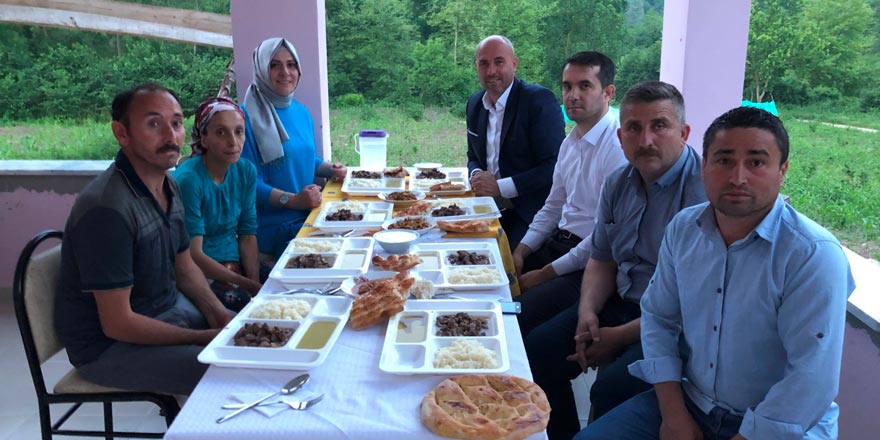 Başkan Togar, çat kapı iftarlarını sürdürüyor