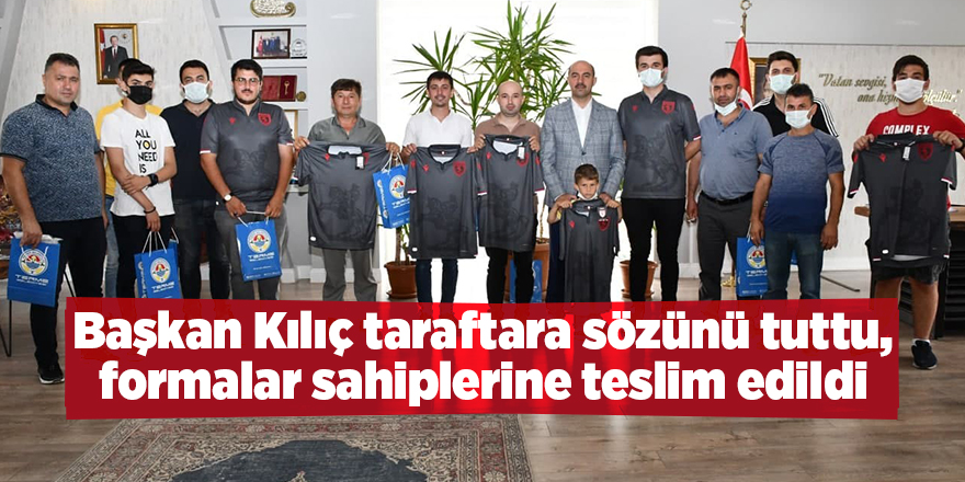 Başkan Kılıç taraftara sözünü tuttu, formalar sahiplerine teslim edildi - samsun haber