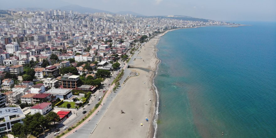 Çöl sıcaklarının yaşandığı Samsun’da sahiller boş kaldı