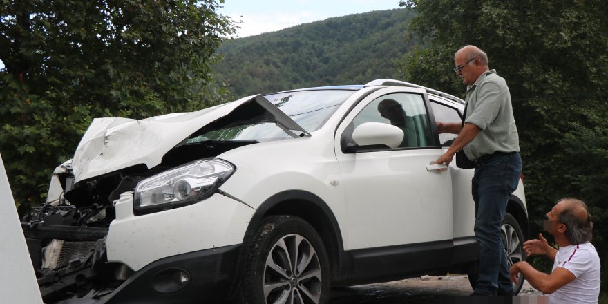 Samsun'da bayram dönüşü trafik kazası: 2 yaralı - samsun haber