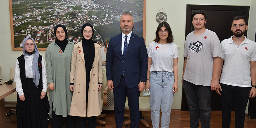 Başkan Topaloğlu YKS’de derece yapan öğrencileri ödüllendirdi - samsun haber