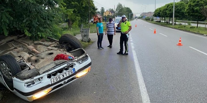 Samsun'da otomobil takla attı 2'si ağır 3 yaralı