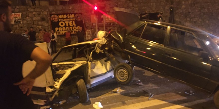 Samsun'da hurdaya dönen araçlardan sağ çıktılar - samsun haber