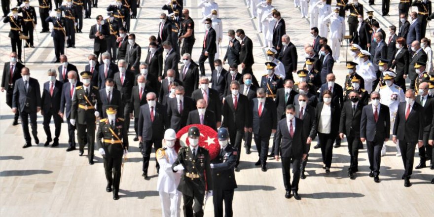 Cumhurbaşkanı Erdoğan Büyük Zafer’in 99’uncu yıl dönümünde Anıtkabir’de