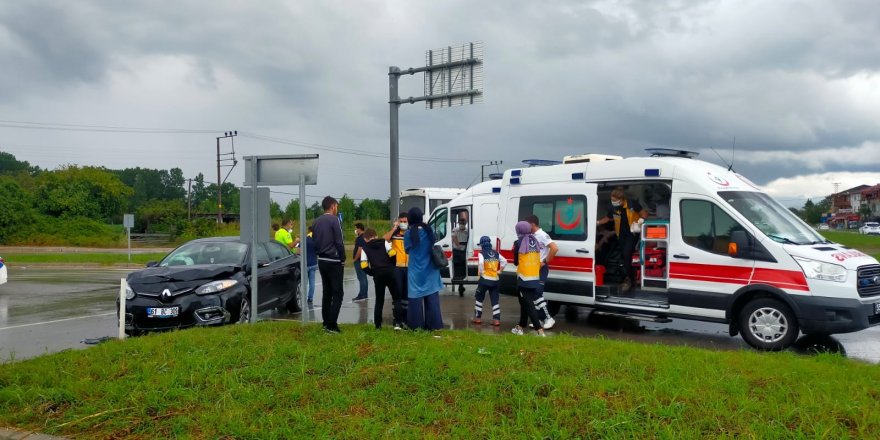 Çarşamba'da trafik kazası! Çok sayıda yaralı var